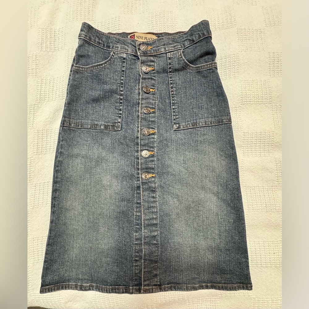 Nine Planet Blue Denim Skirt with Button Front